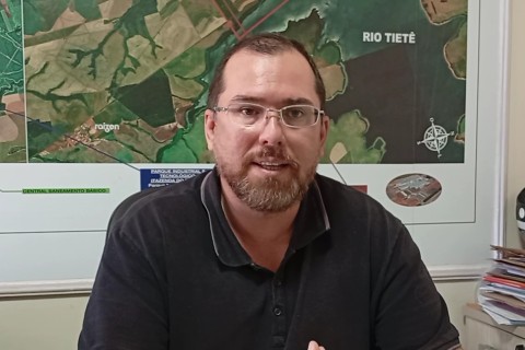 Secretário de Governo Ernestinho fala sobre reforma do estádio e sua utilização