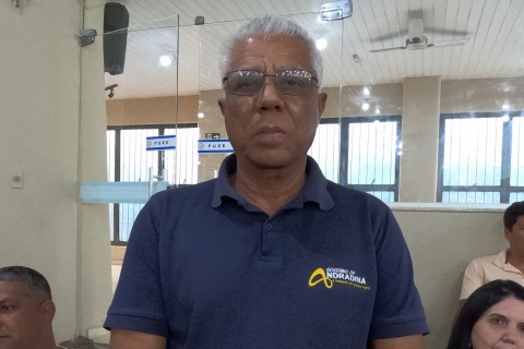 Com 50 anos de profissão, servidor municipal João Rito recebe homenagem da Câmara de Andradina