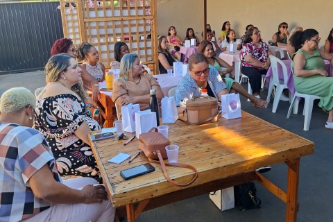 Workshop “O Espelho” trabalhou temática baixa estima em mulheres