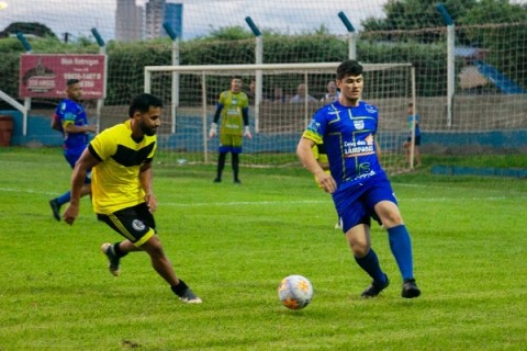 Cecam FC Casa das Lâmpadas goleia com dois gols de Márcio Tuffy na estreia do Amador
