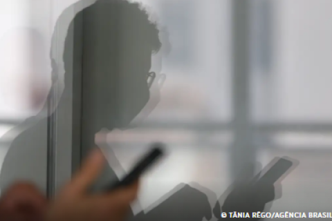 Compradores de celular com restrição criminal são notificados em SP