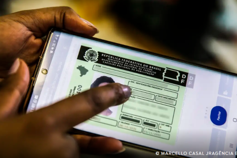 Contran aprova resolução que retira exigência de autoescola para CNH