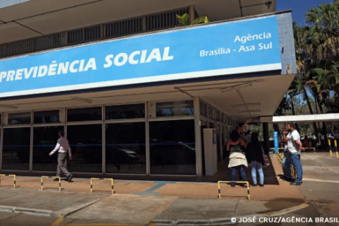 Câmara: oposição protocola pedido de CPI sobre fraude no INSS