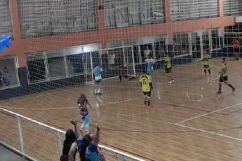 RW Bassa São Luiz Parafusos goleia e vai a fase final do Futsal de Férias