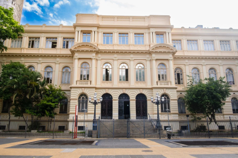 Educação de SP terá concurso para 5 mil vagas de professores