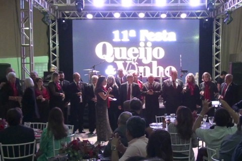 Rotary Club Andradina Urubupungá realizou tradicional festa Queijo & Vinho