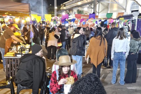 FIRB realiza “Arraia” no Centro Cultural Pioneiro de Andradina para comemorar encerramento do 3º SIMULT – Simpósio de Multifuncionalidades.