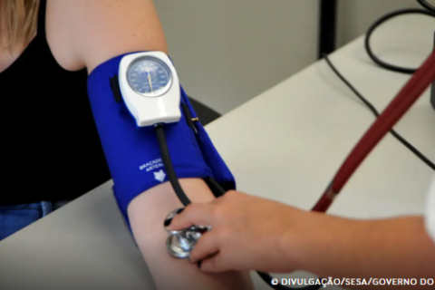 Médicos alertam para riscos de prescrição de testosterona para mulher