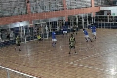 Sabor Brasileiro A vence a vai a fase final do Futsal de Férias
