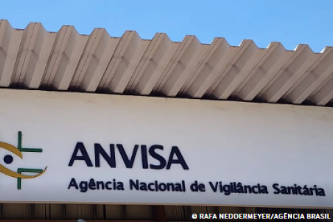 Anvisa suspende vendas de azeite, molho e polpa de fruta
