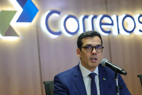 Correios preveem 15 mil demissões voluntárias e fechar mil agências