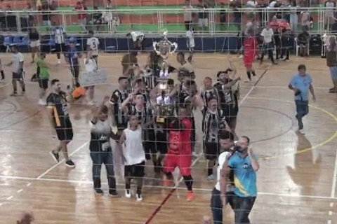 Juventude Do Carmo Barbearia conquista primeiro título de sua história no Futsal de Férias